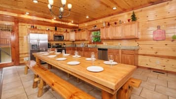 Maison, plusieurs lits (Emerald and Evergreen at Sherwood) | Cuisine privée