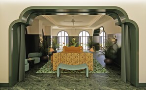 Lobby - The Warbler (New Orleans)