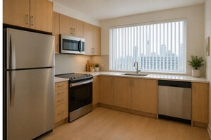 Familienzimmer | Eigene Küche | Kühlschrank, Mikrowelle, Ofen, Herdplatte