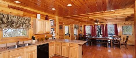 House, Multiple Beds (Splash N Sunrise Theatre) | Private kitchen | Oven, toaster, cookware/dishes/utensils
