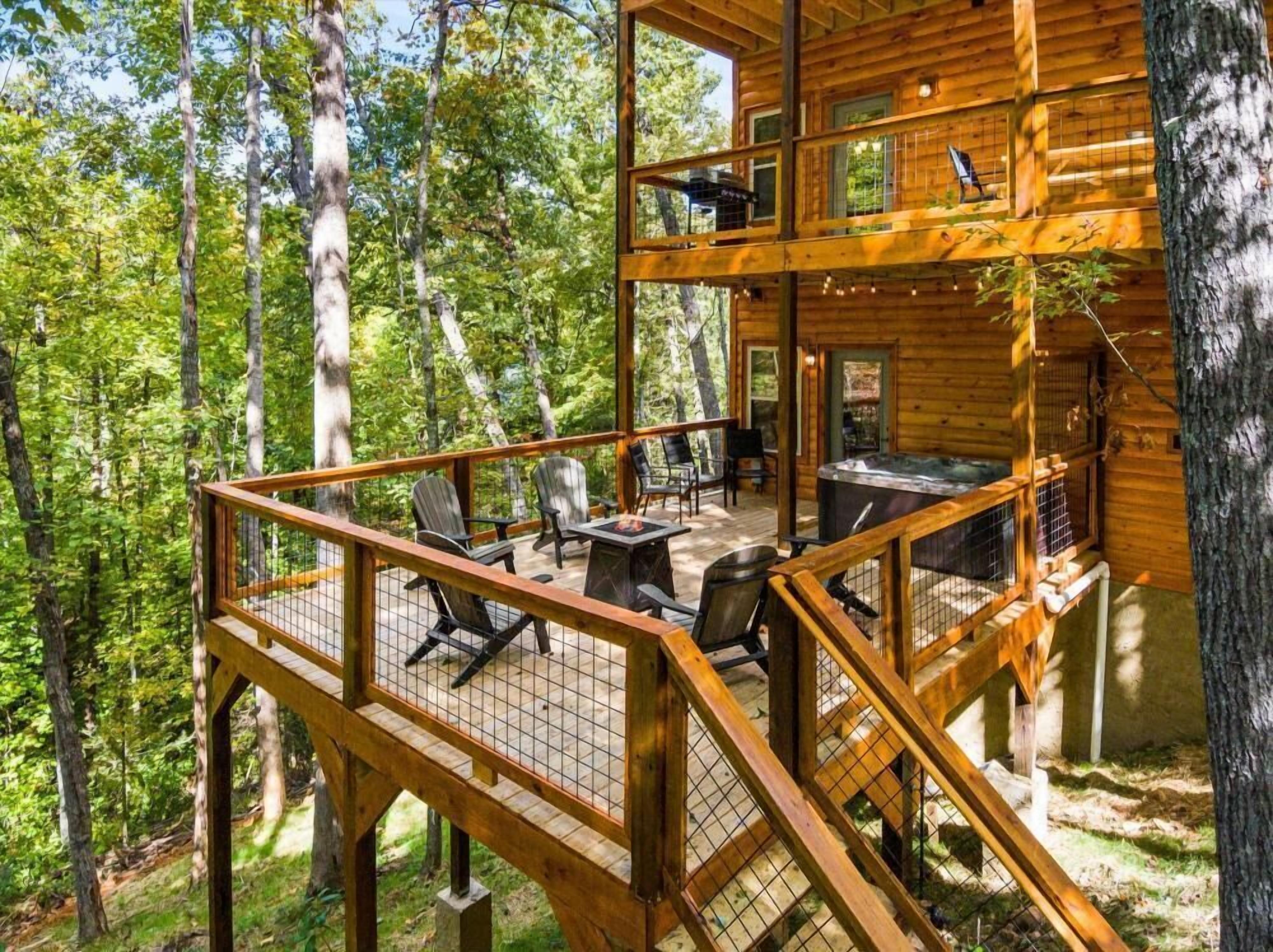 Casa, varias camas (Treetop Tranquility) | Bañera de hidromasaje al aire libre