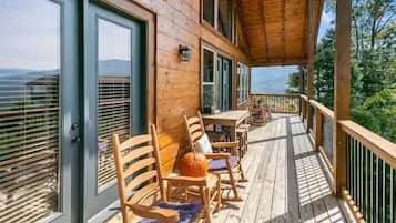 House, Multiple Beds (Picadilly Perch) | Property grounds