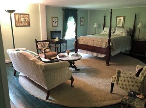 Room - Closest Rental to Dreams Park — Sleeps 15, 8BR/6BA (Milford)