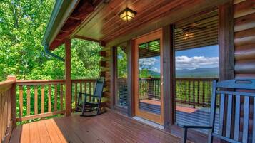 Rumah, Beberapa Tempat Tidur (Eagles Point Lodge) | Teras/patio
