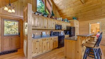 Ferienhaus, Mehrere Betten (Eagles Point Lodge) | Eigene Küche