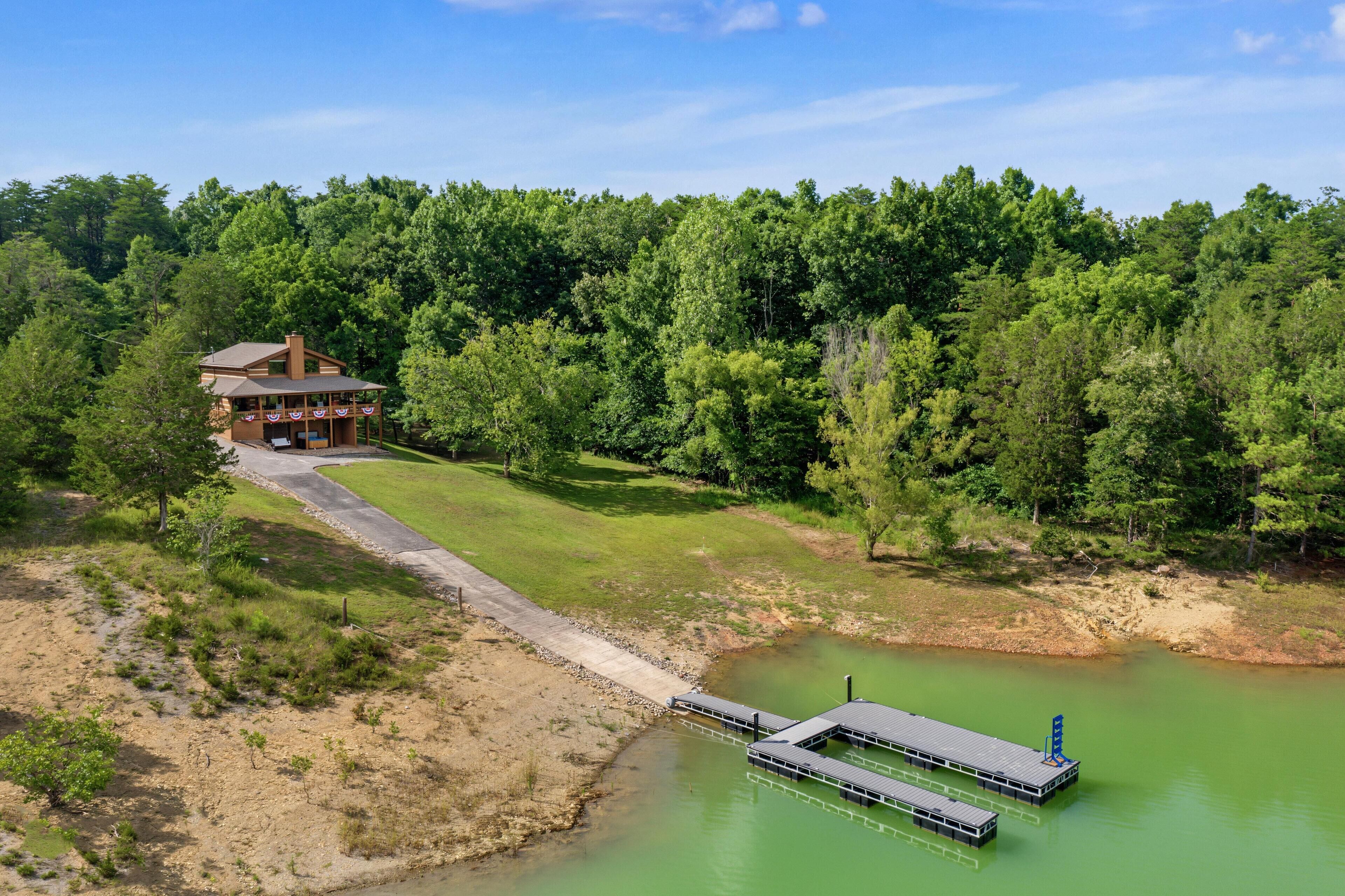 House, Multiple Beds (Mountain Grace Lake Retreat) | Exterior