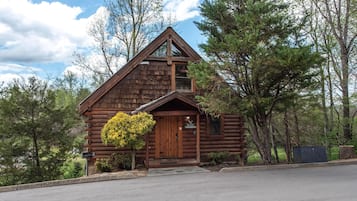 House, Multiple Beds (Gods Grace) | Exterior
