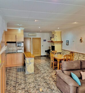 Living area - Vrbo Property (Vinaròs)