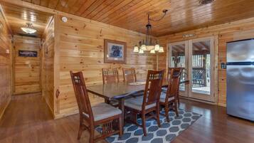 House, Multiple Beds (Country Cabin in the City) | Dining