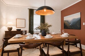 Dining - Walk to Town · Fire Pit · Sleeps 12 | NRG (Fayetteville)