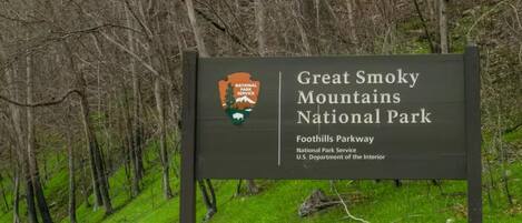 A sign for Great Smoky Mountains National Park.