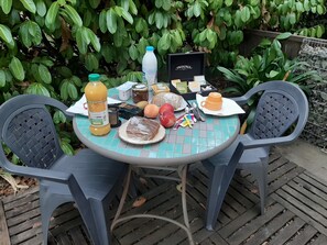 Buiten dineren