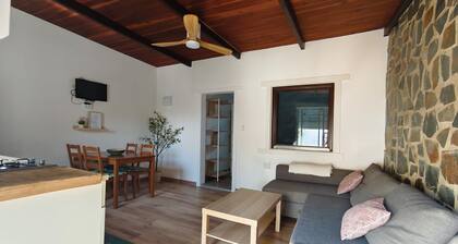 Casa Oasis with Private Garden in El Palmar, 5 Minutes from the Beach