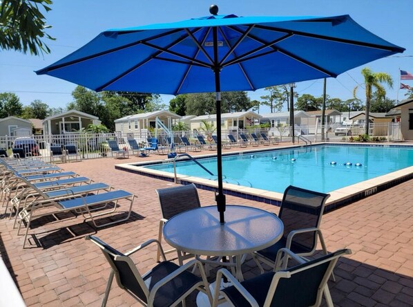 Outdoor pool, a heated pool