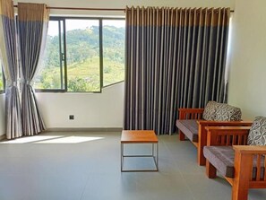 Deluxe Double Room, Balcony, Mountain View | Interior - Idyllic Vista - Kandy (Kandy)