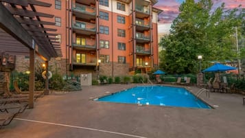 Condo, Multiple Beds (Baskins Creek 301) | Pool