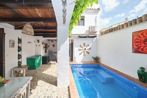 Piscina externa sazonal