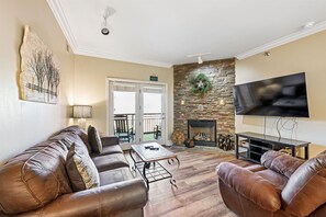 Apartment, Mehrere Betten (Baskins Creek 314) | Wohnbereich
