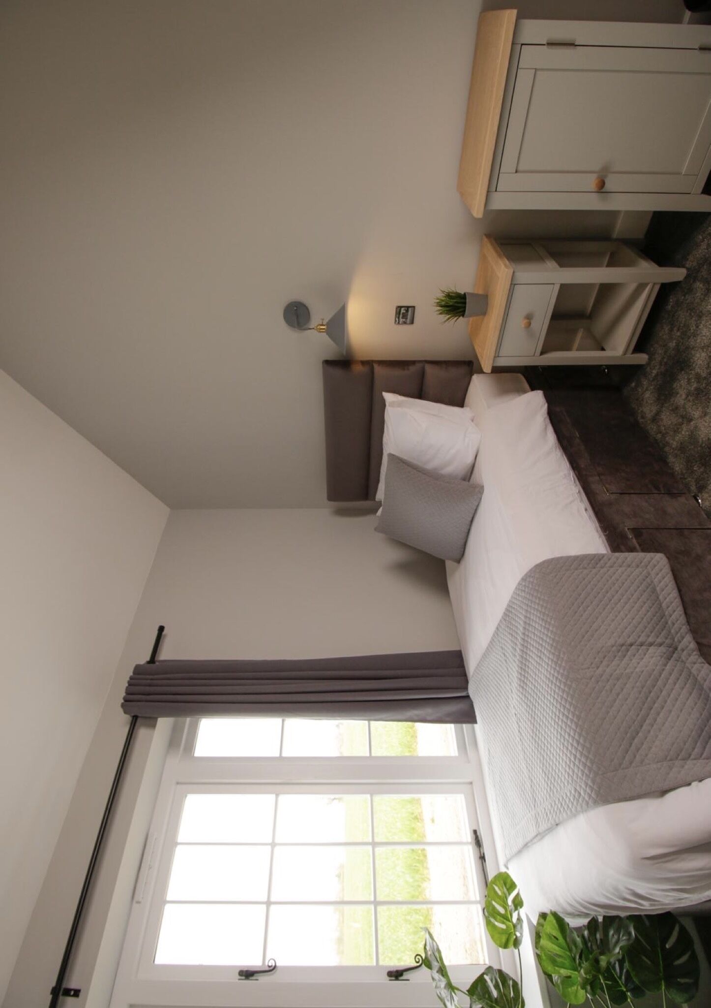 Deluxe Twin Room, Accessible, Courtyard View (Disabled facilities) | Desk, laptop workspace, iron/ironing board, free WiFi