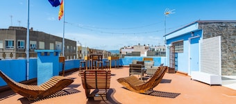 Apartment 'Golden Sky 3ª' with Shared Terrace, Wi-Fi and Air Conditioning
