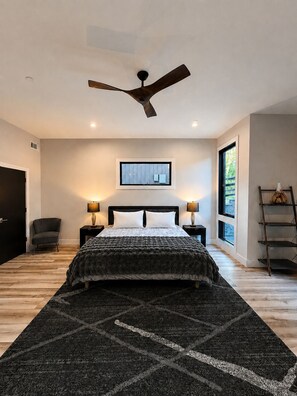 7 Schlafzimmer, Bügeleisen/Bügelbrett, Internetzugang, Bettwäsche