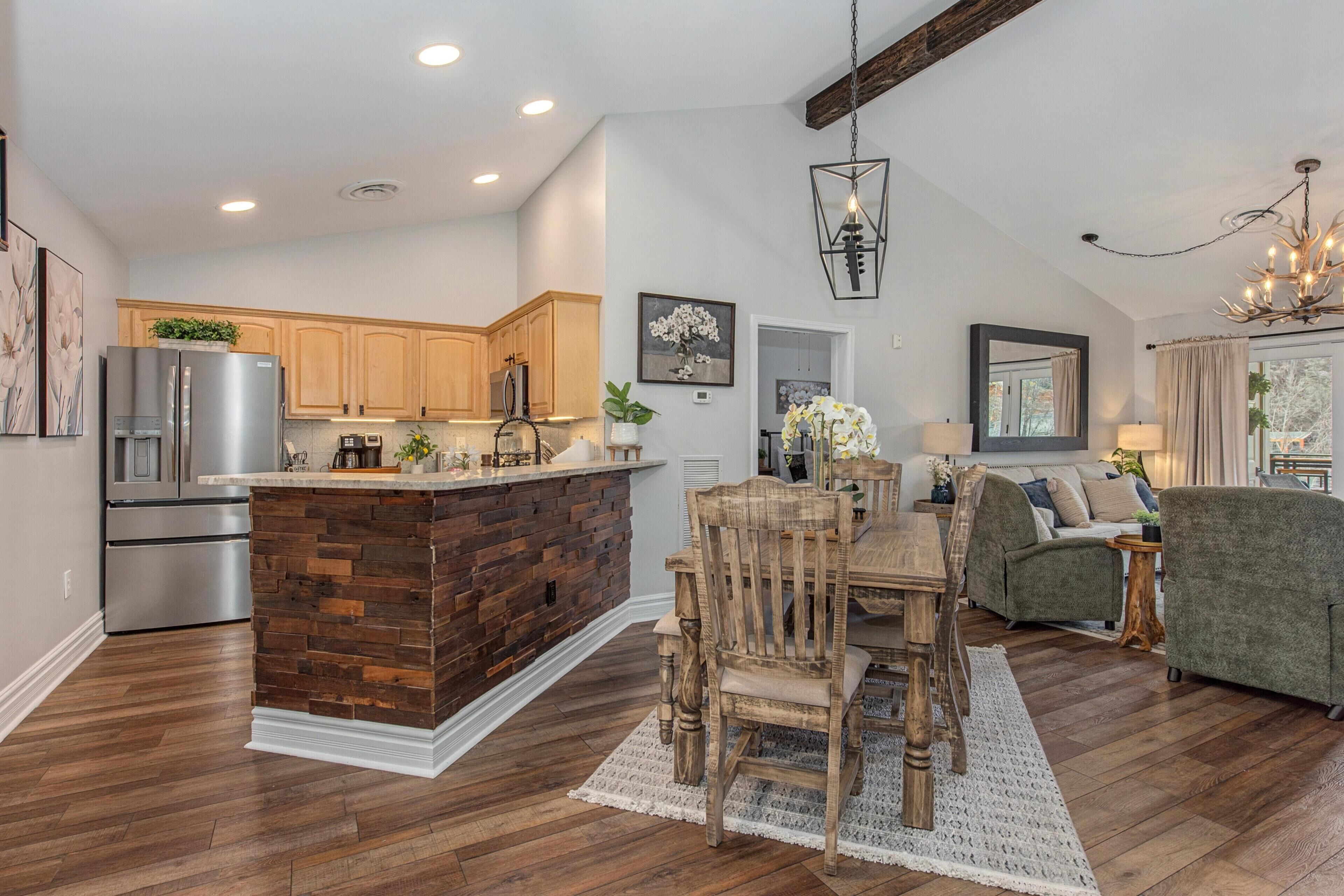 Condo, Multiple Beds (Baskins Creek 506) | Interior