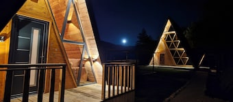 Savoia Villas Zabljak: Cozy Wooden Chalet