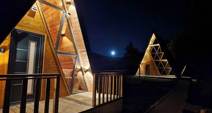 Savoia Villas Zabljak: Cozy Wooden Chalet