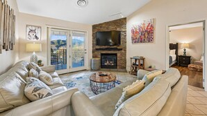 Appartamento, letti multipli (Baskins Creek 509) | Area soggiorno