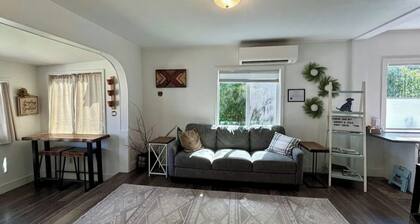Lovely 2-bedroom house very close to downtown in beautiful La Grande