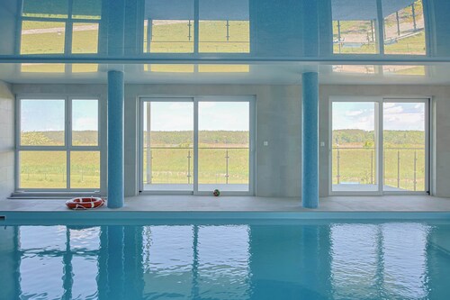 Modern Studio with Terrace | Swimming Pool and Parking