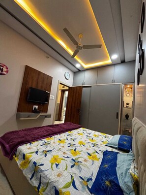 Klassiek appartement, balkon, uitzicht op stad | Gratis wifi