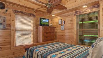 Cabin, Multiple Beds (Crazy Horse) | 4 bedrooms