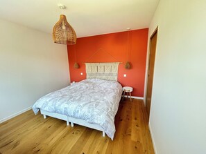 WiFi, bed sheets - Superb villa in saint Clément de rivière (Saint-Clément-de-Rivière)