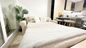 Iron/ironing board, free WiFi, bed sheets - Centrally located apartment | Movistar and attractions | WIFI (Santiago)