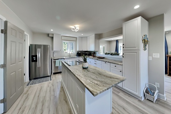 Studio (3 Bedrooms) | Property amenity