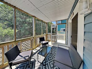 Studio (3 Bedrooms) | Property amenity