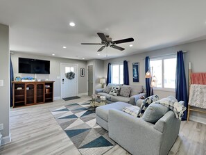 Studio (3 Bedrooms) | Property amenity