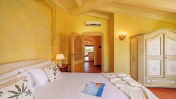 Traditional Apartment, Partial Sea View