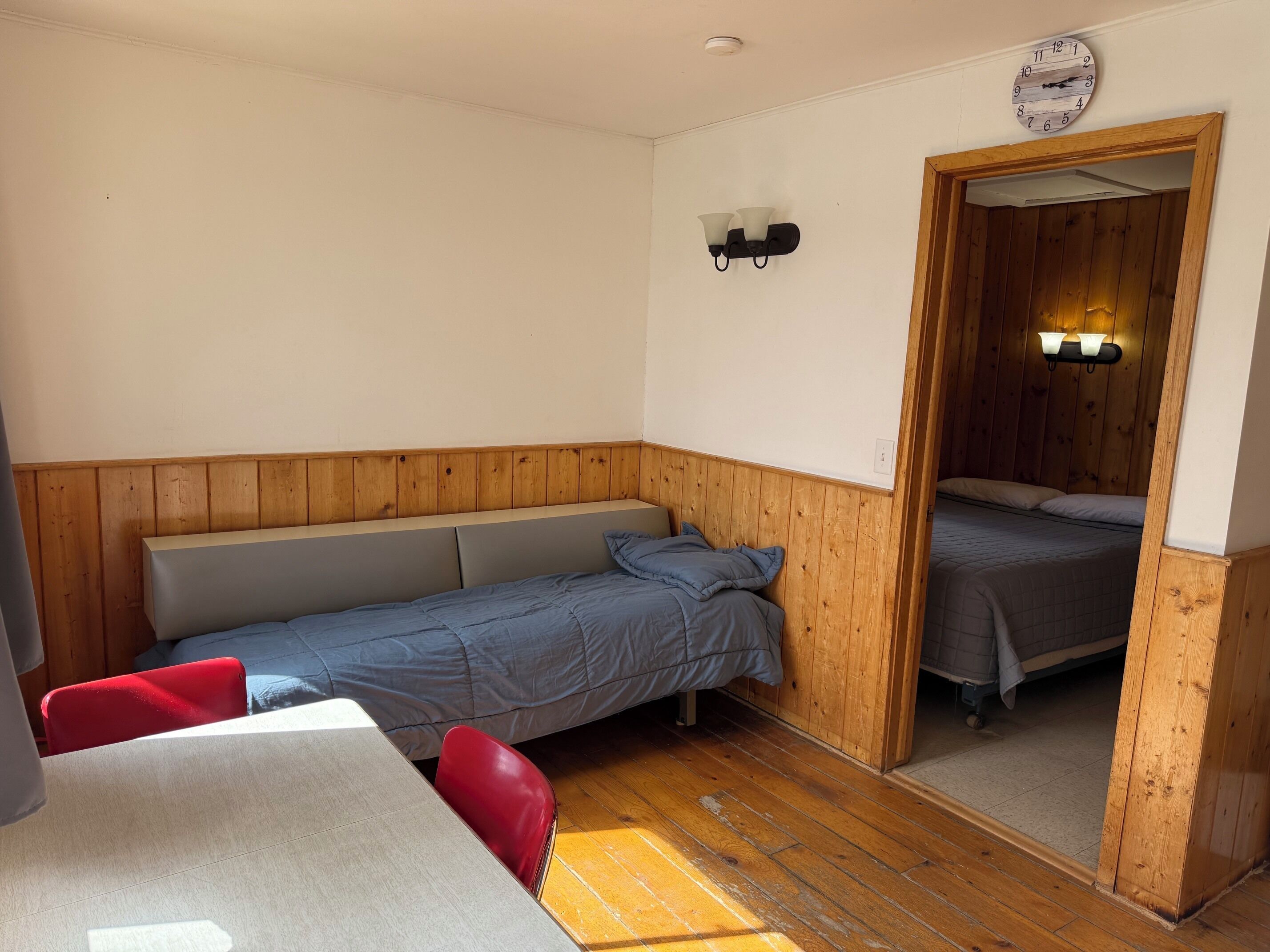 1 chambre, accès au Wi-Fi (inclus), literie fournie