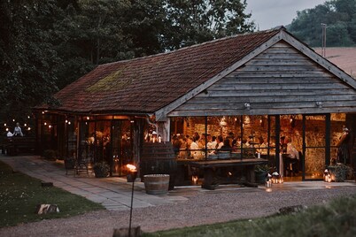 Highbrook Court - Eleven Bedroom Villa, Sleeps 28