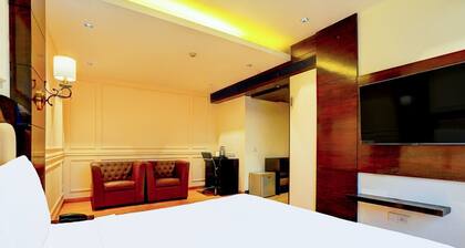 Suite Palette South Delhi Imperial Villa