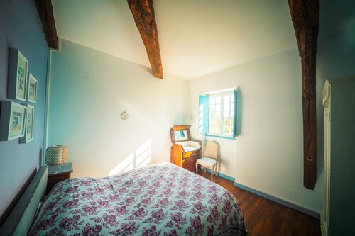 Le Manoir Richemont - Nine Bedroom Villa, Sleeps 22