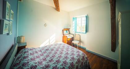 Le Manoir Richemont - Nine Bedroom Villa, Sleeps 22