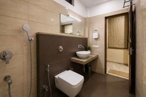 Hotel Surya Palace - Durg Railway Station