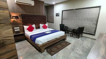 Deluxe Room, City View