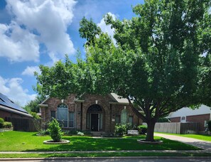 Exterior - Spacious 4-bedroom house in fantastic Round Rock with AC (Round Rock)