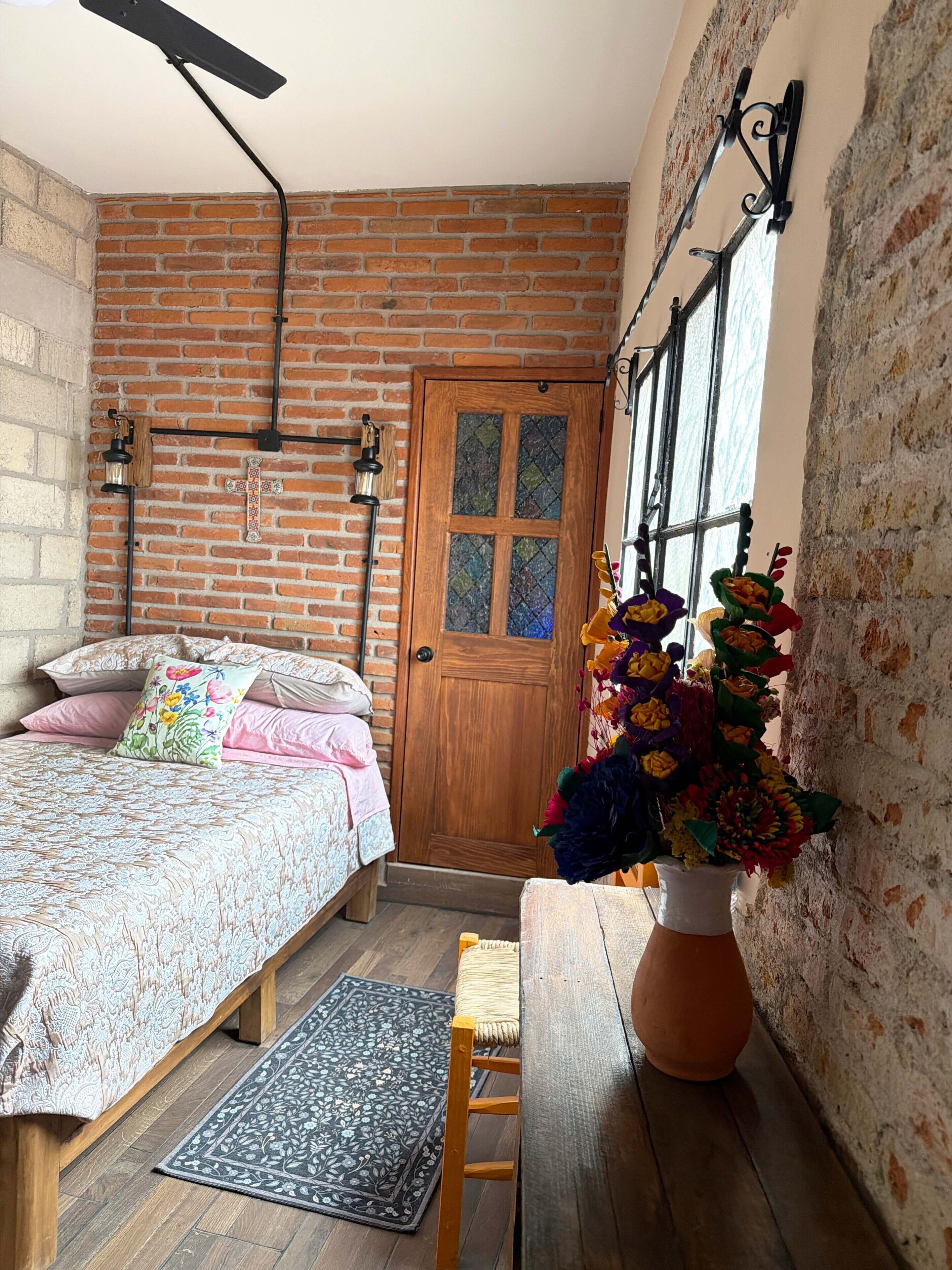 Deluxe Room | Free WiFi, bed sheets