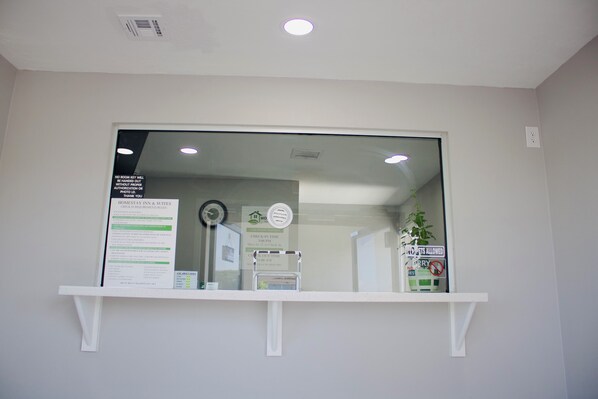 Reception - HomeStay Inn & Suites (Oklahoma City)
