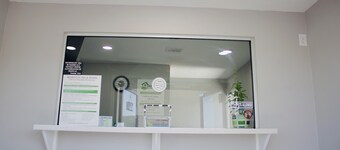 홈스테이 인 & 스위트
